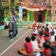 Dongeng Kak Harris Semarakkan Roadshow Literasi Perpustakaan Jakarta Timur